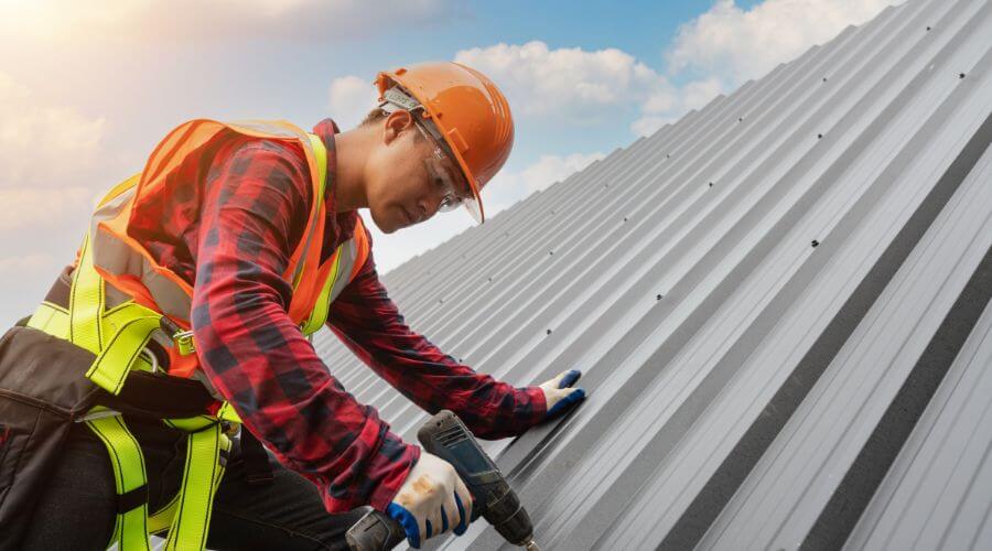 Expert Emergency Roof Repairs services in Terry, MS